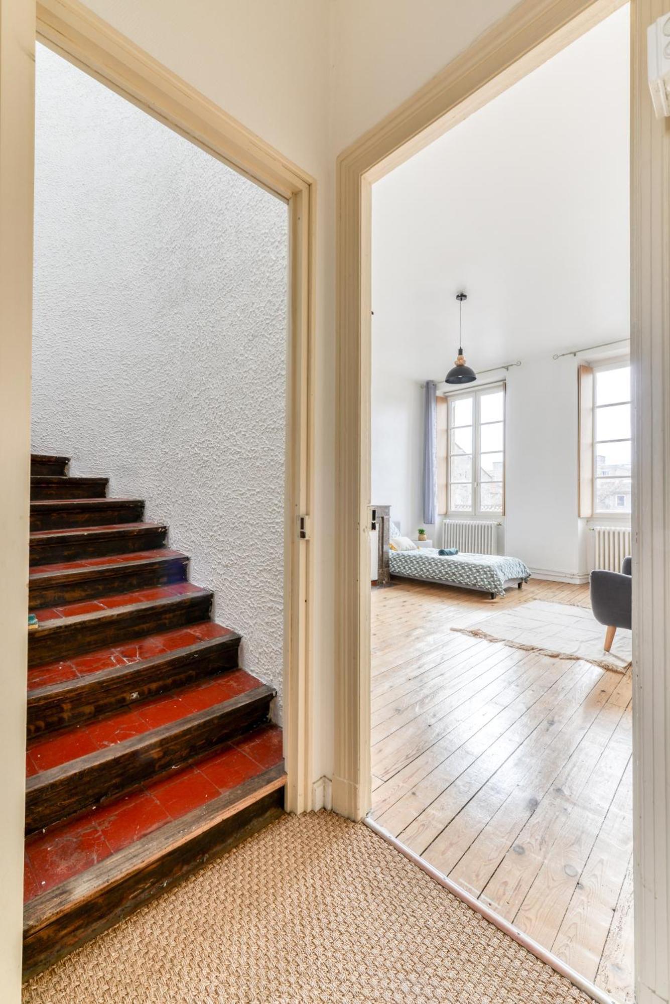 El Marty - - Climatisation - Parking Gratuit - Wifi * Carcassonne